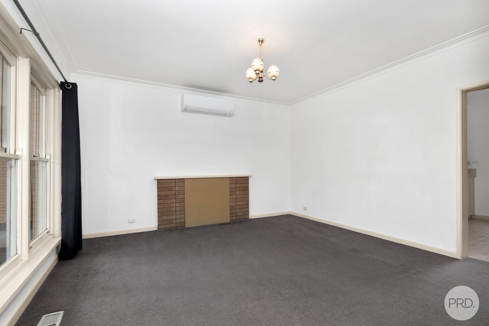 411 Russell Street NEWINGTON 3