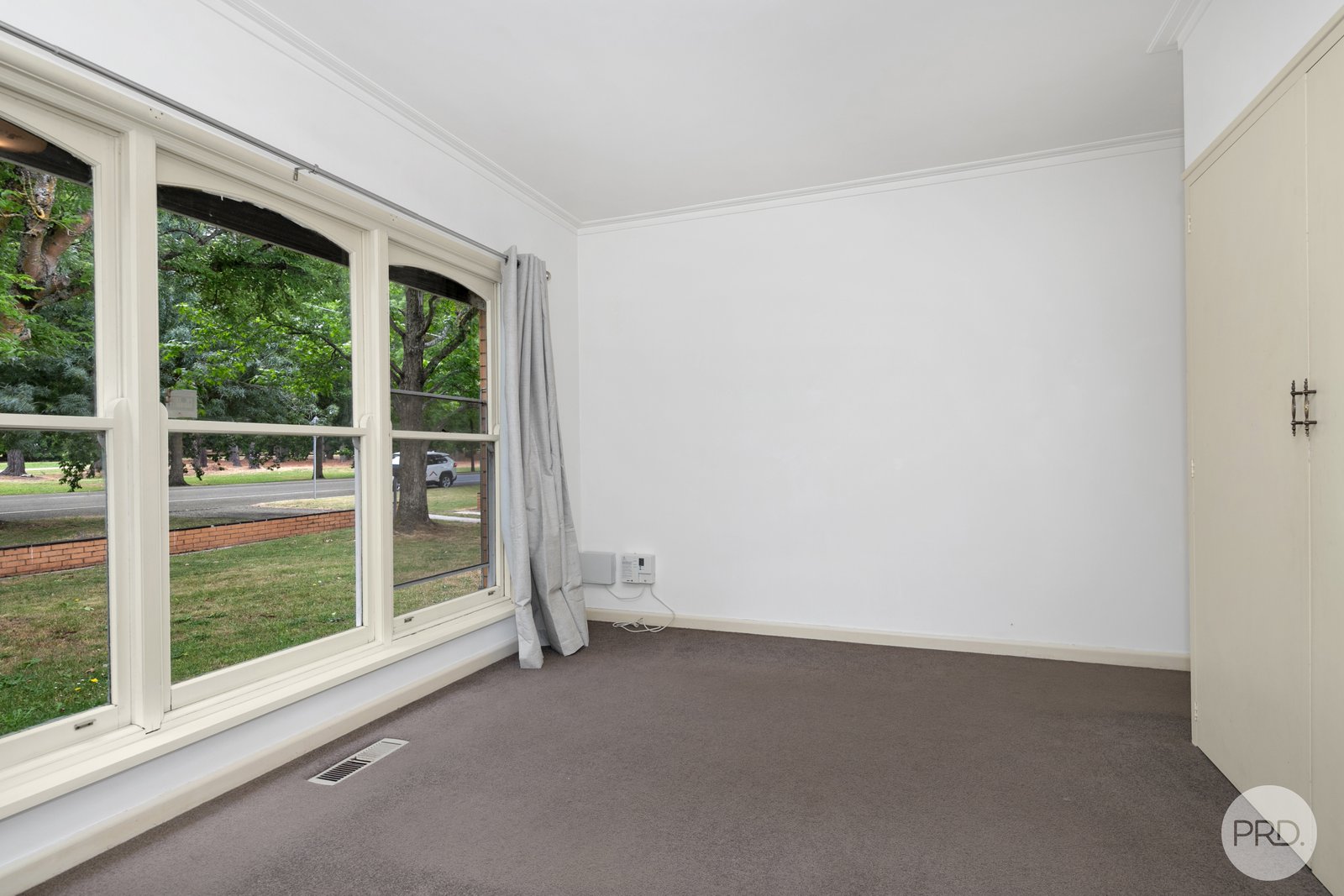 411 Russell Street NEWINGTON 8