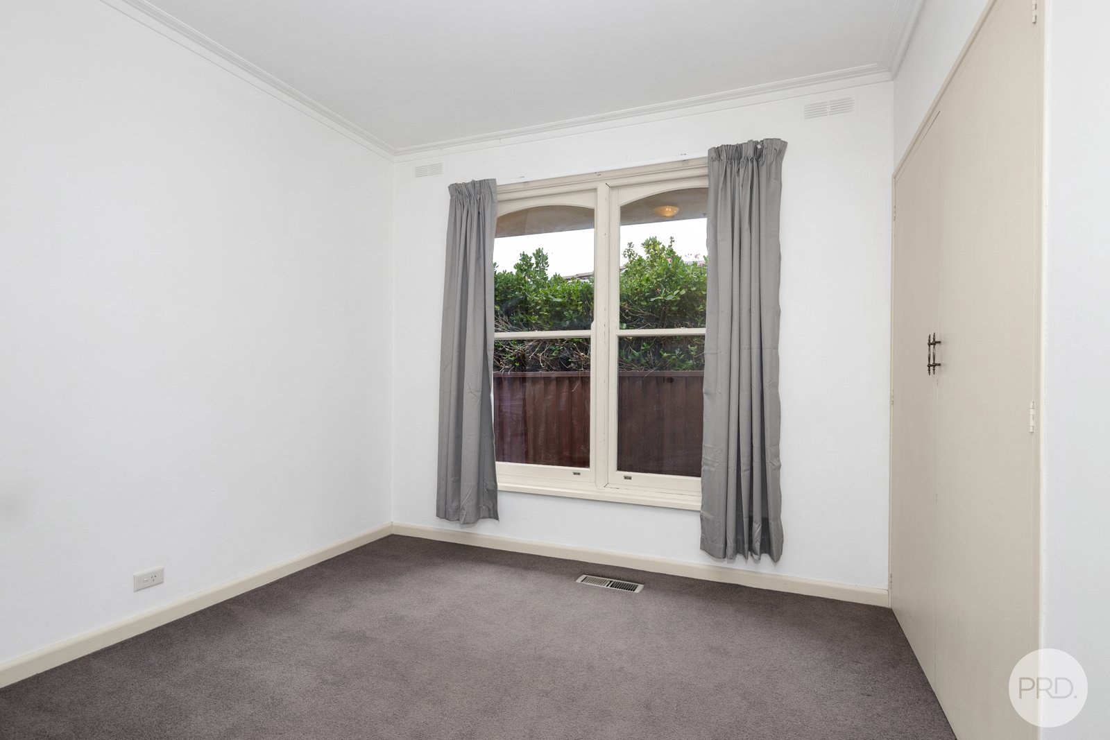 411 Russell Street NEWINGTON 9