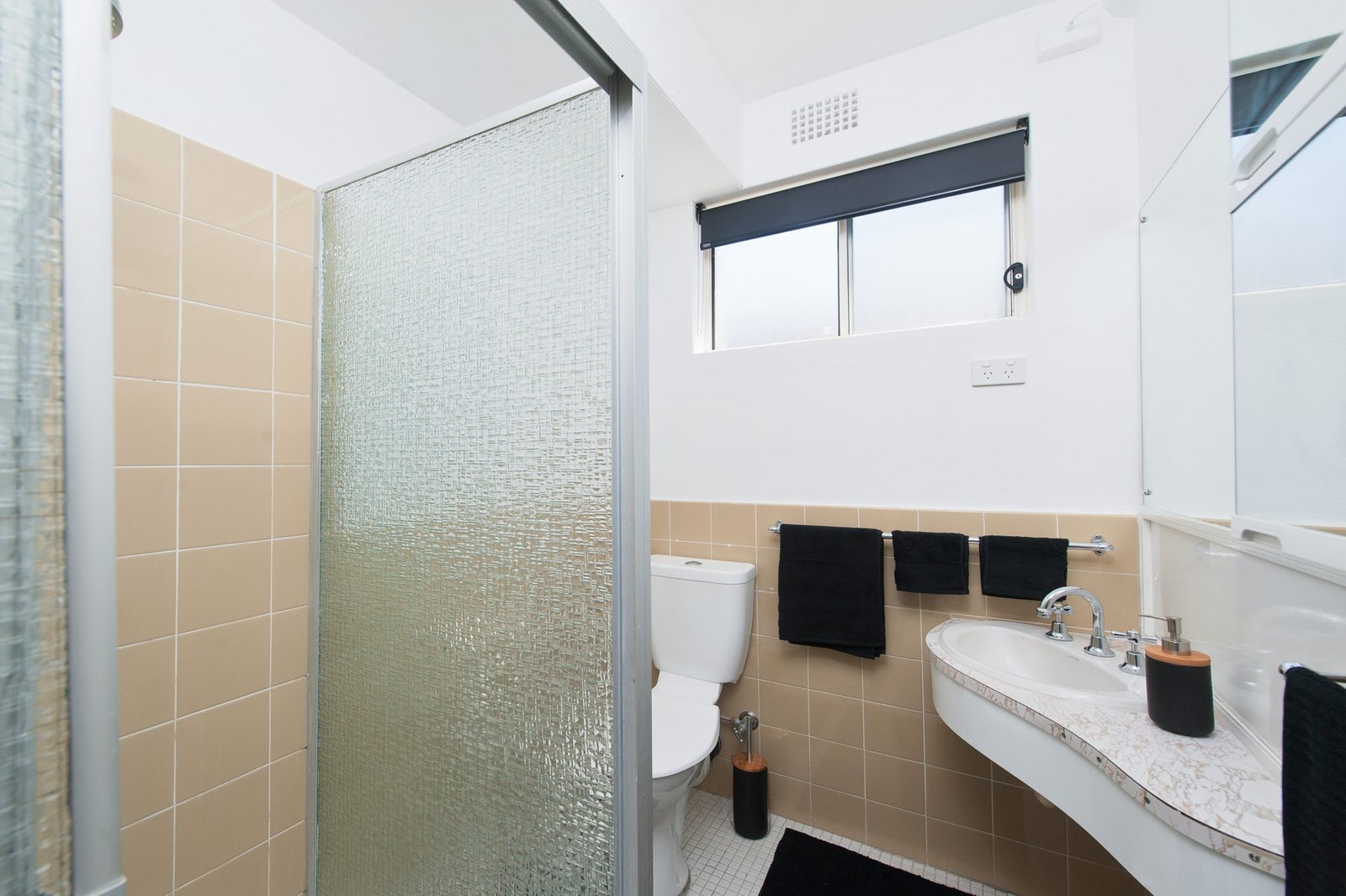 4/11 Shoal Bay Road SHOAL BAY 10