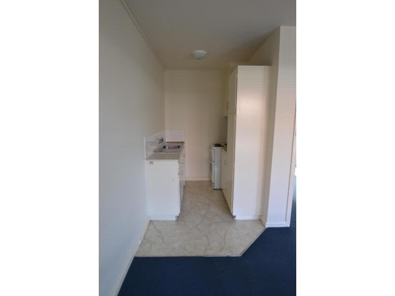 Gallery: 4/11 Stawell Street