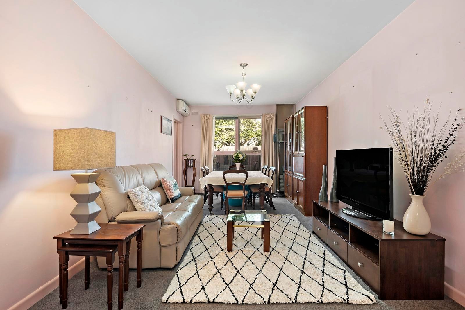 Real Estate and Property in 4/11 Tiuna Grove, Elwood, VIC