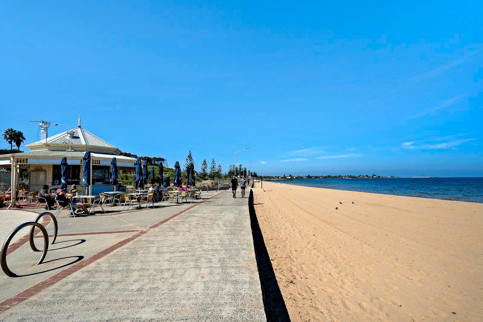 Real Estate and Property in 4/11 Tiuna Grove, Elwood, VIC