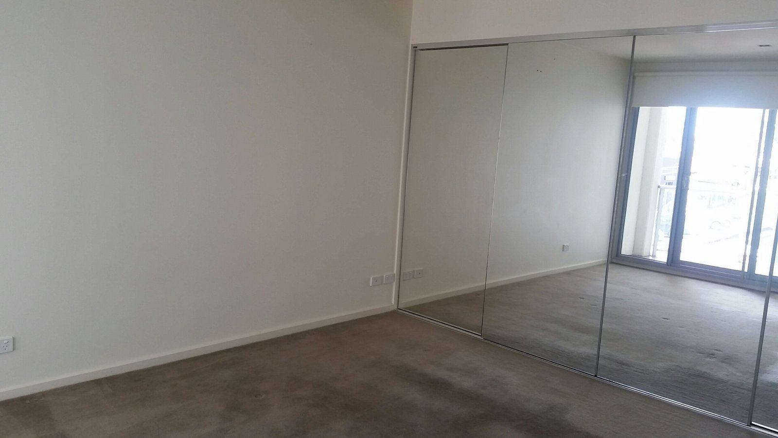 Gallery: 4/11 Waltham Street