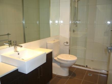 Gallery: 4/11 Waltham Street
