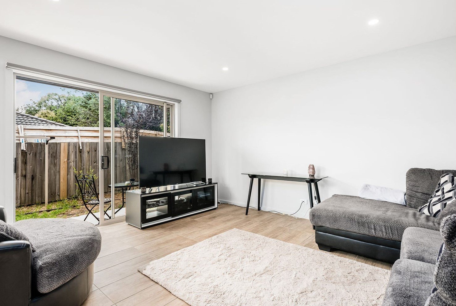 Gallery: 4/110-112 Frawley Road
