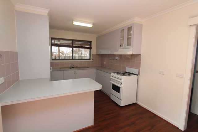 4/110 Park Street East  REDAN 3