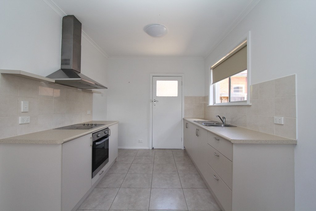 4/1110 Gregory Street LAKE WENDOUREE 2