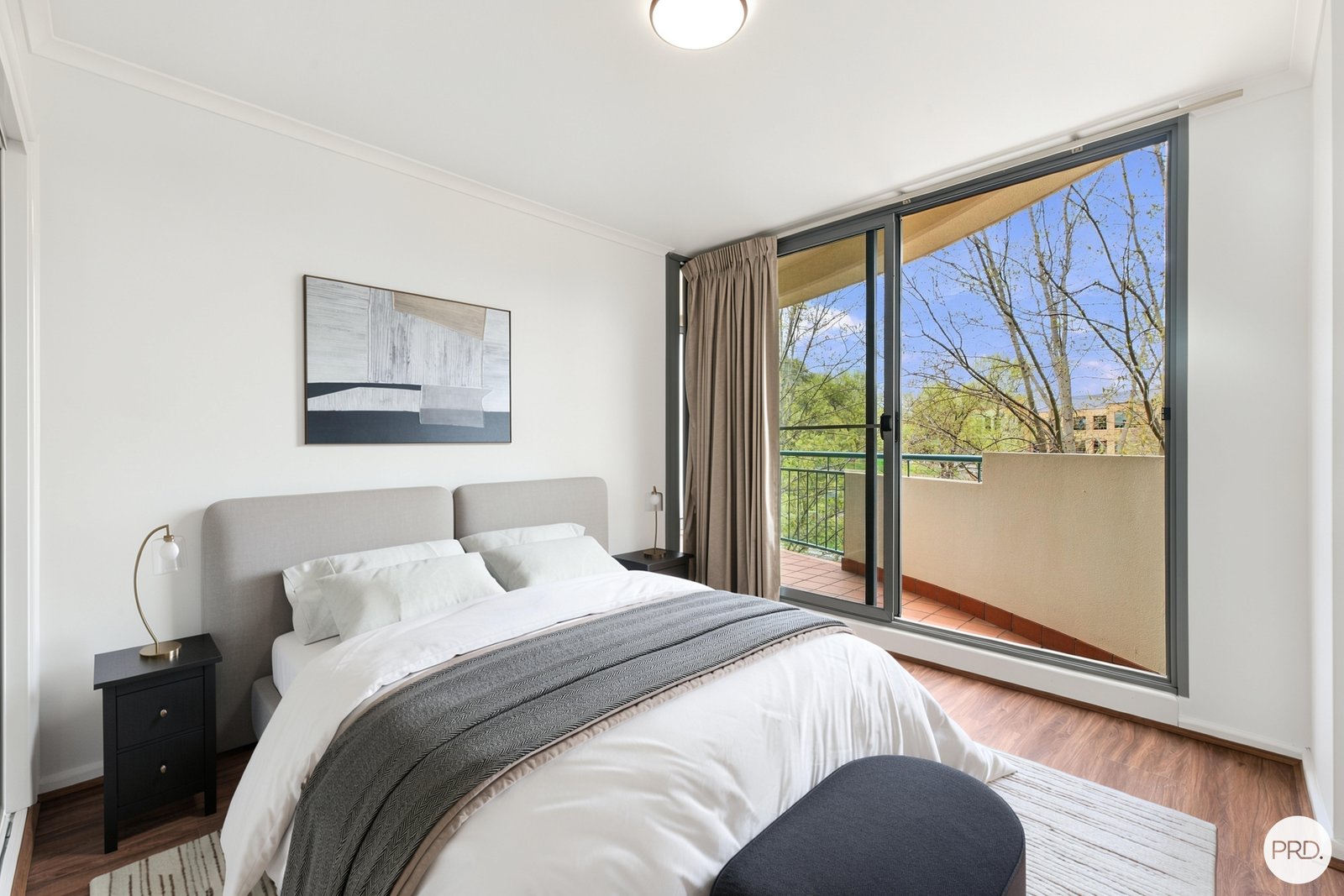 411/107 Canberra Avenue GRIFFITH 11