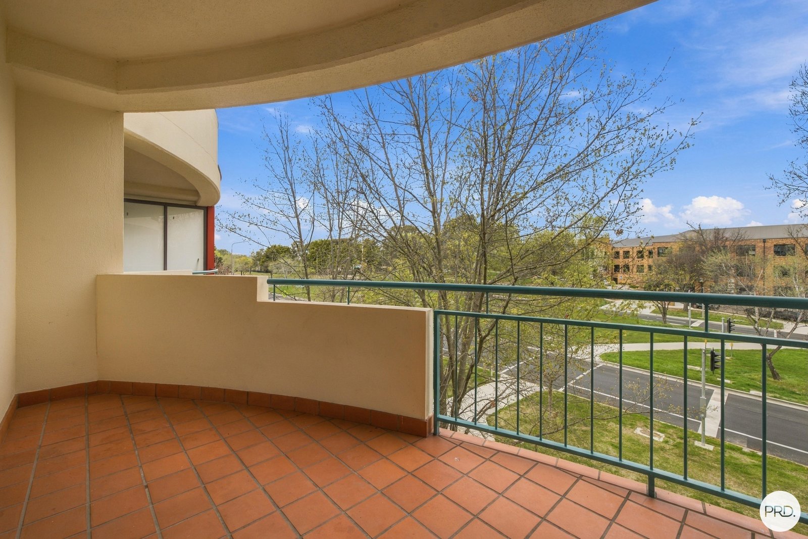 411/107 Canberra Avenue GRIFFITH 15