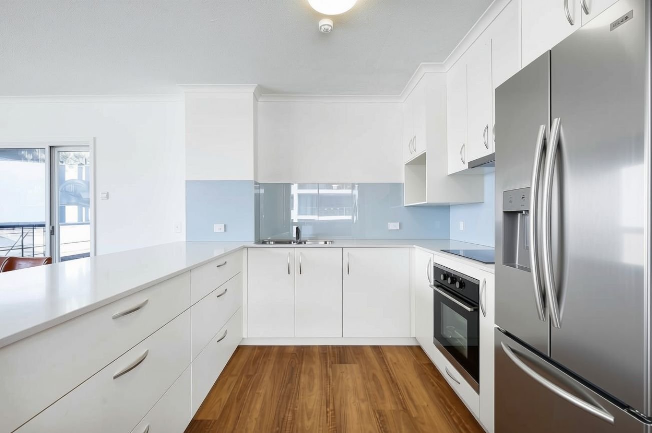 41/114-116 Marine Parade SOUTHPORT 2