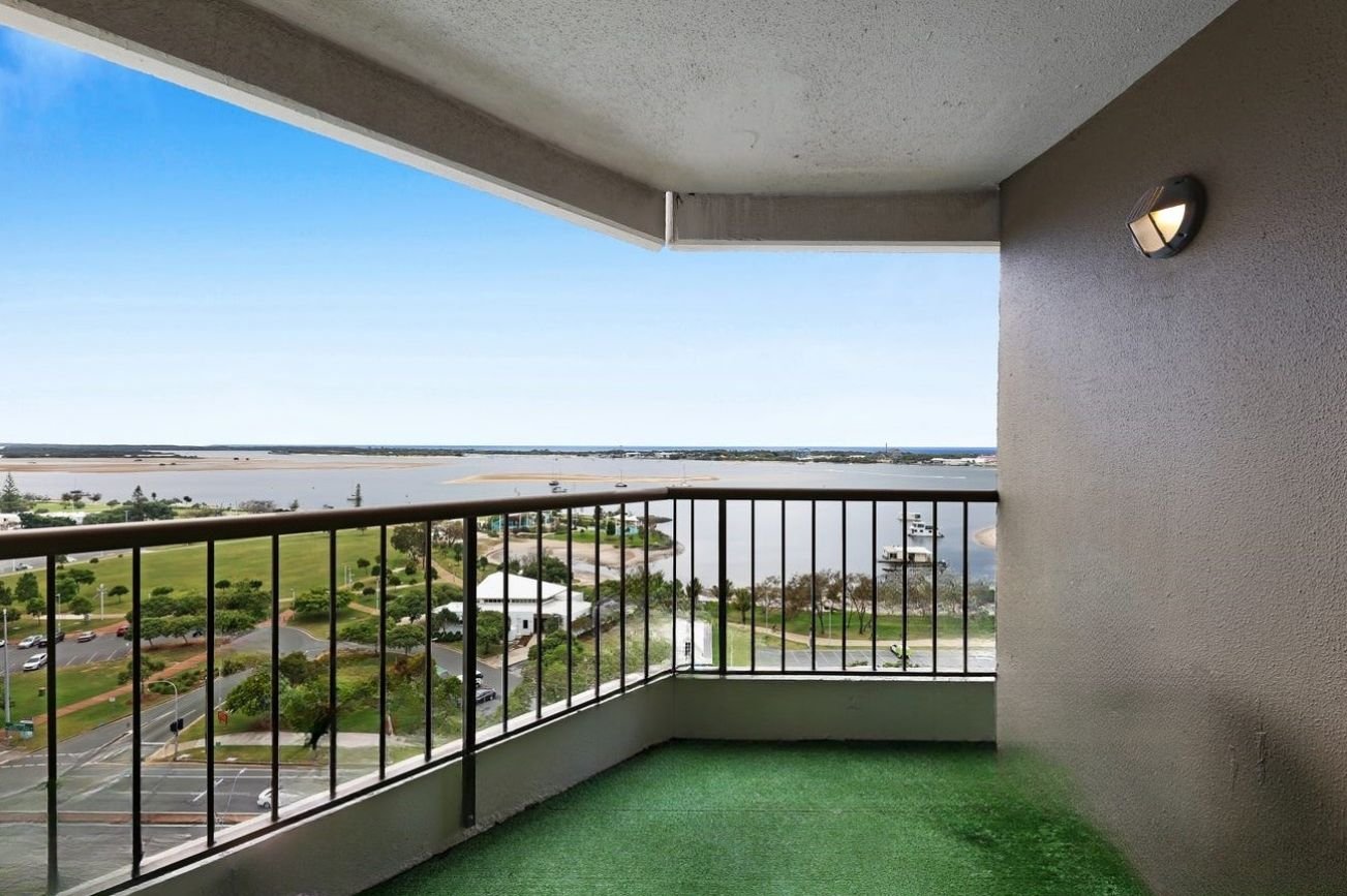 41/114-116 Marine Parade SOUTHPORT 4