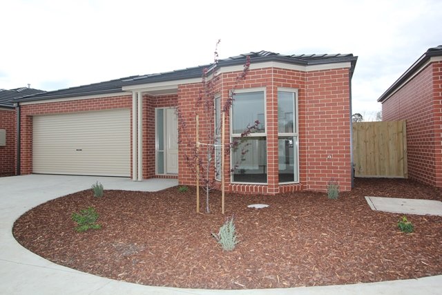 4/1114 Gregory Street LAKE WENDOUREE 1