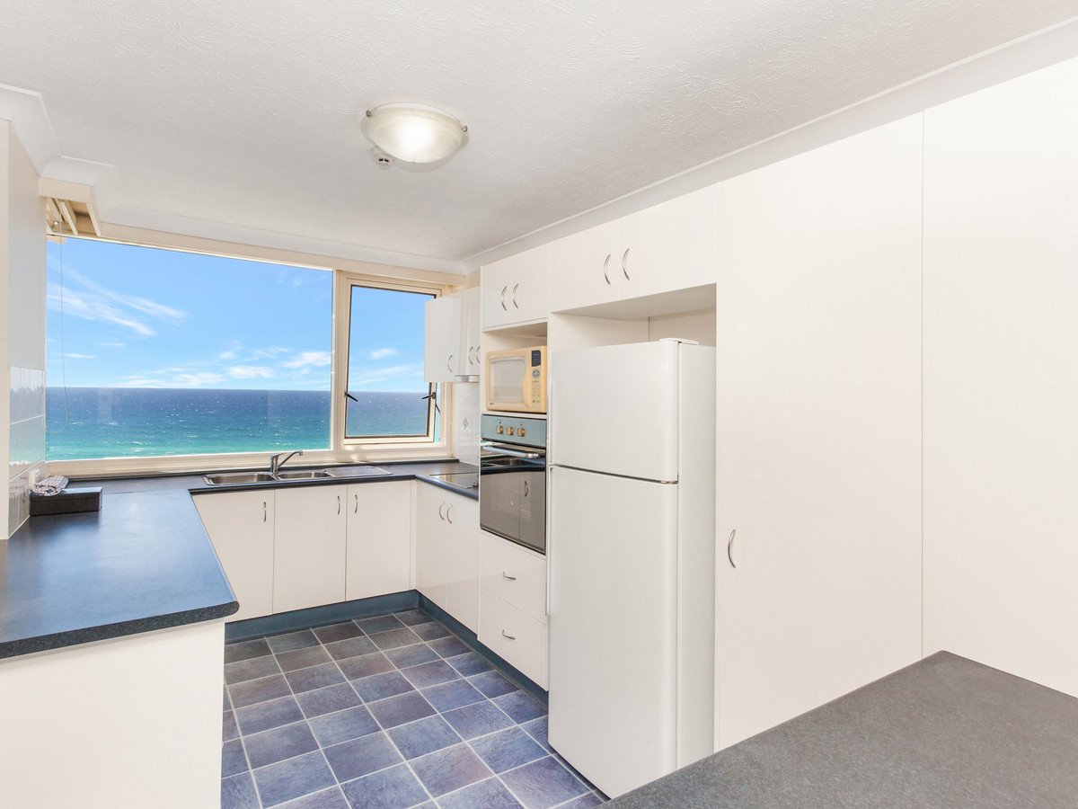 41/114 The Esplanade Burleigh Heads 6