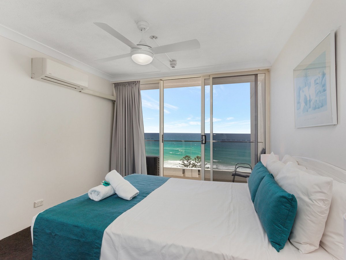 41/114 The Esplanade Burleigh Heads 8