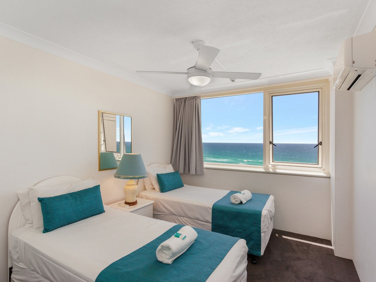 41/114 The Esplanade Burleigh Heads 9