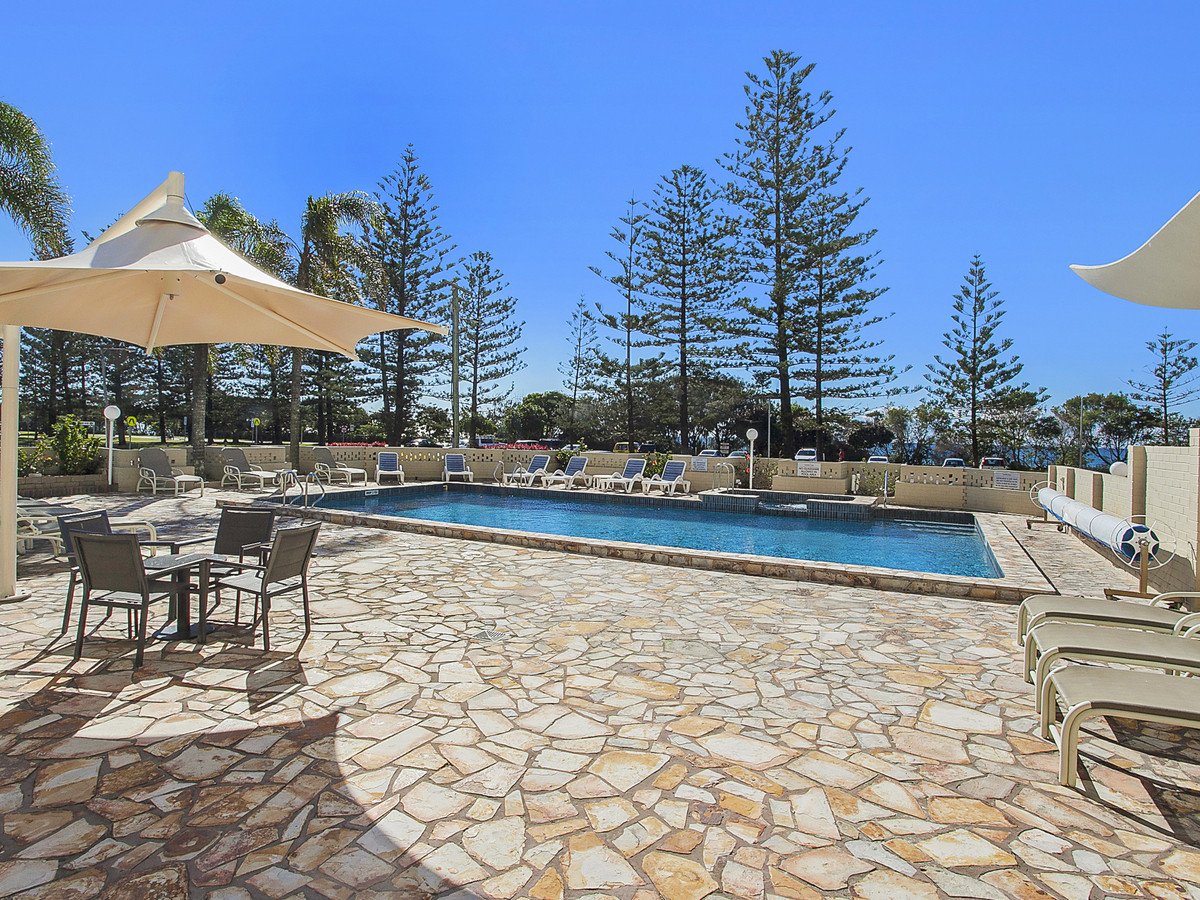 41/114 The Esplanade Burleigh Heads 15