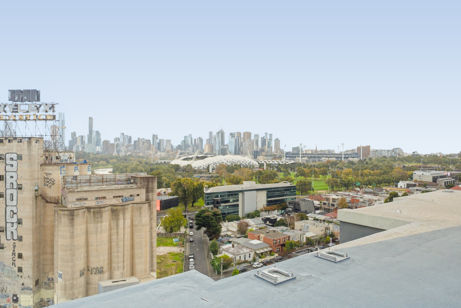 Gallery: 411/154 Cremorne Street