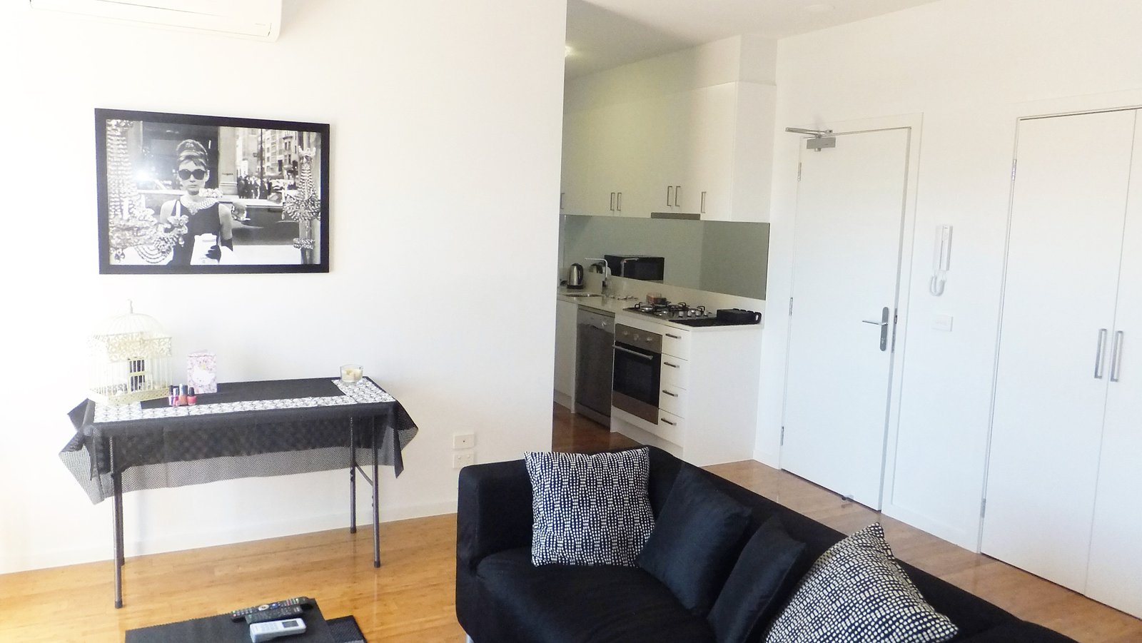 Gallery: 4/1126 North Road