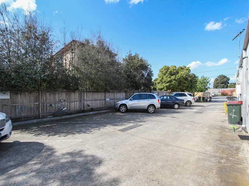 Gallery: 4/1127-1129 North Road