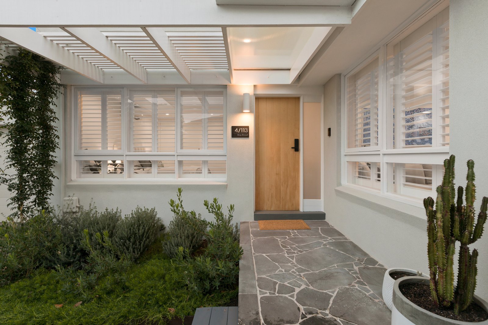 Gallery: 4/113 Bay Road