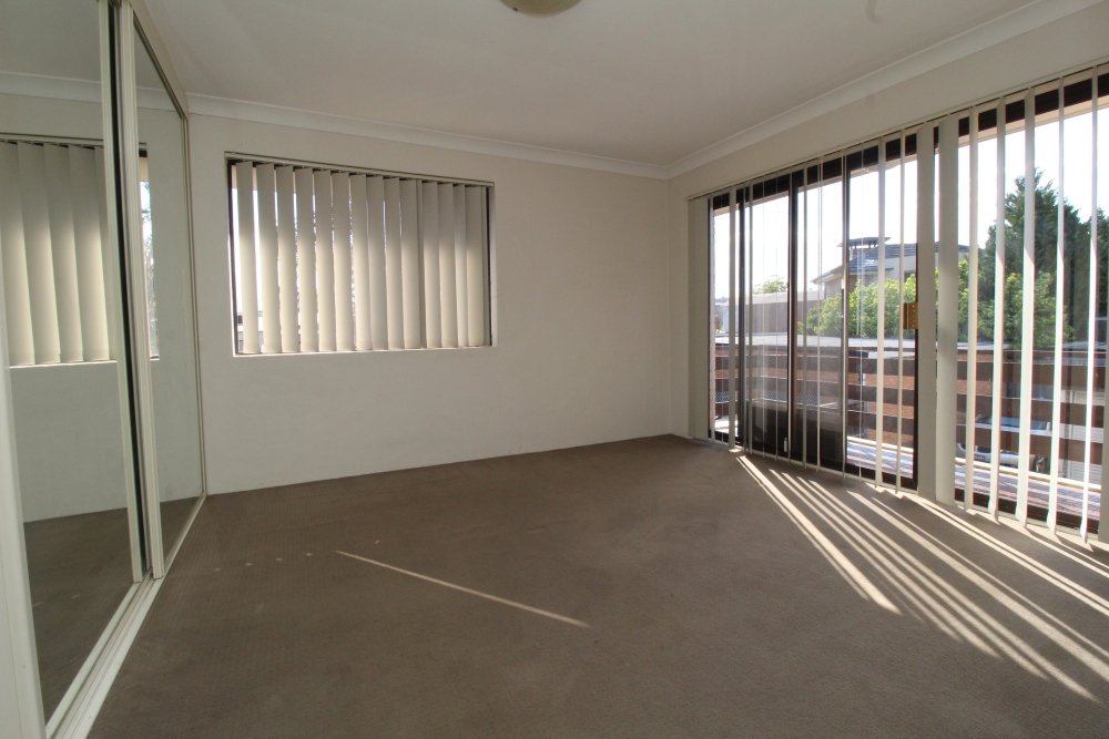 4/113 Wellbank Street NORTH STRATHFIELD 4