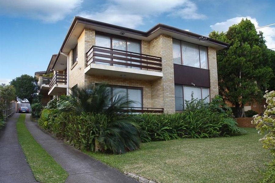 4/113 Wellbank Street NORTH STRATHFIELD 1
