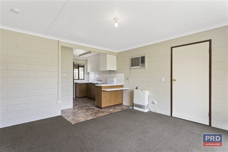4/114 Wood Street LONG GULLY 3
