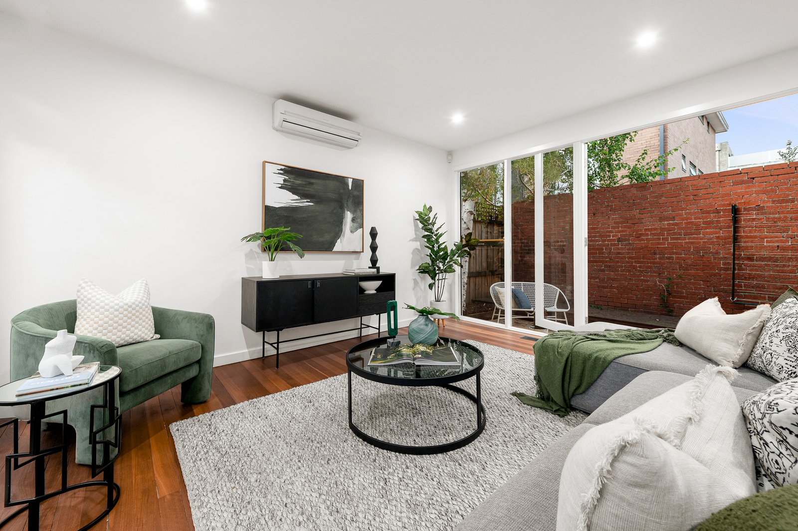 Gallery: 4/115 Addison Street