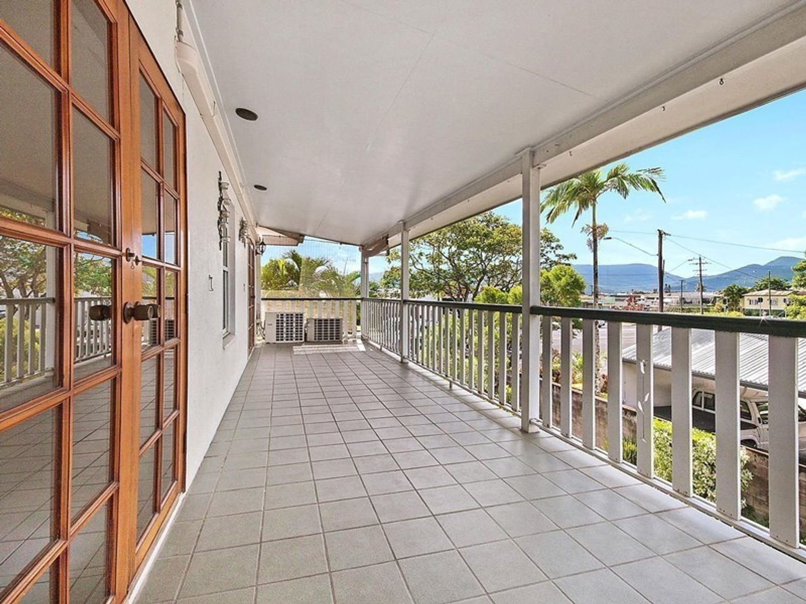 4/115 Buchan Street, BUNGALOW QLD 4870