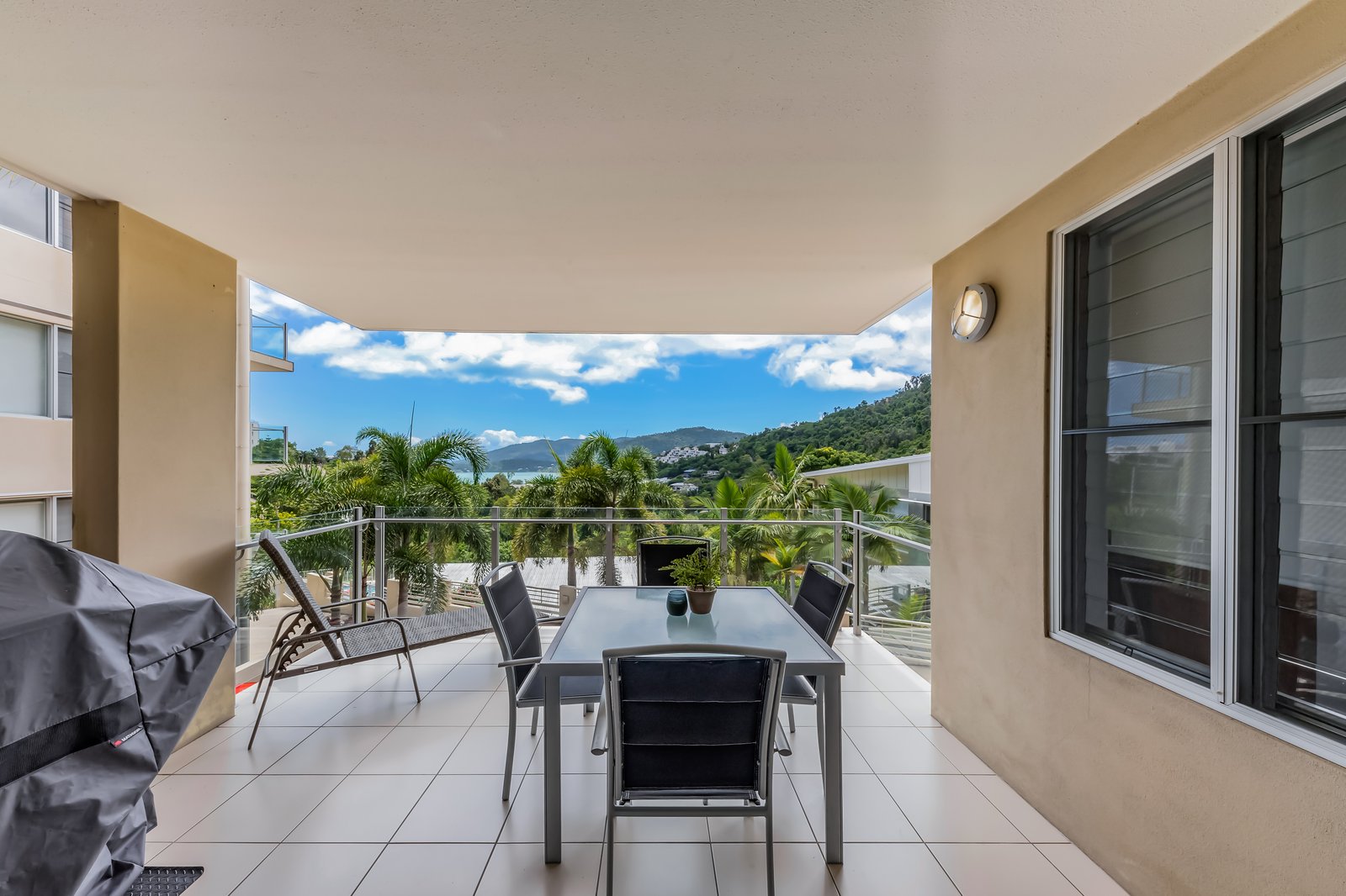 41/15 Flame Tree Court AIRLIE BEACH 15