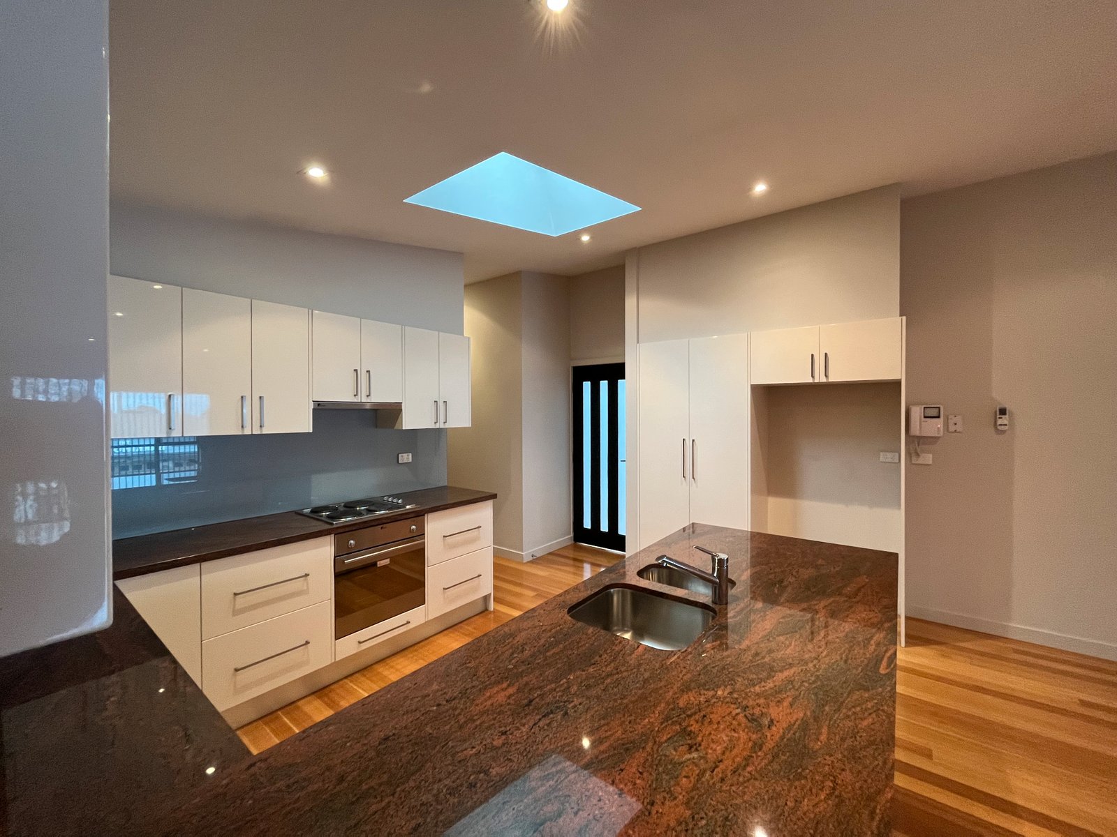 Gallery: 4/115 Pakington Street