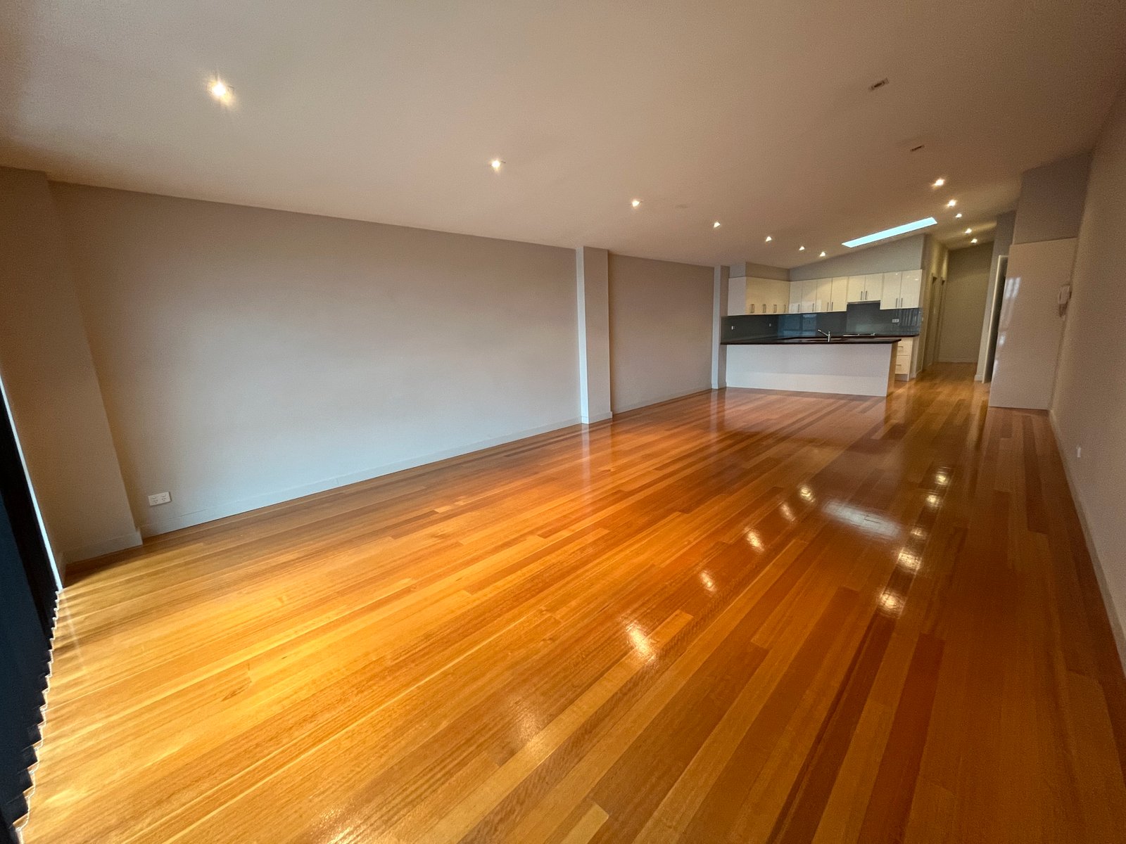 Gallery: 4/115 Pakington Street