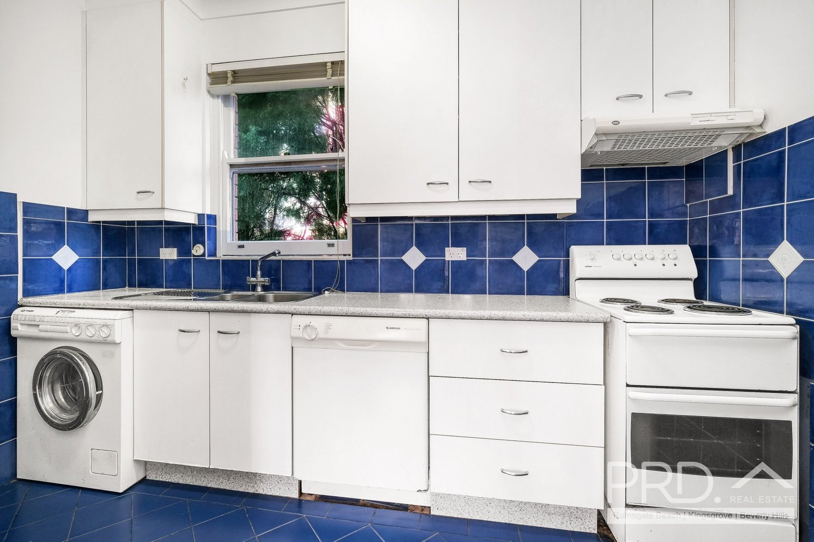 4/116-118 Chuter Avenue RAMSGATE BEACH 4