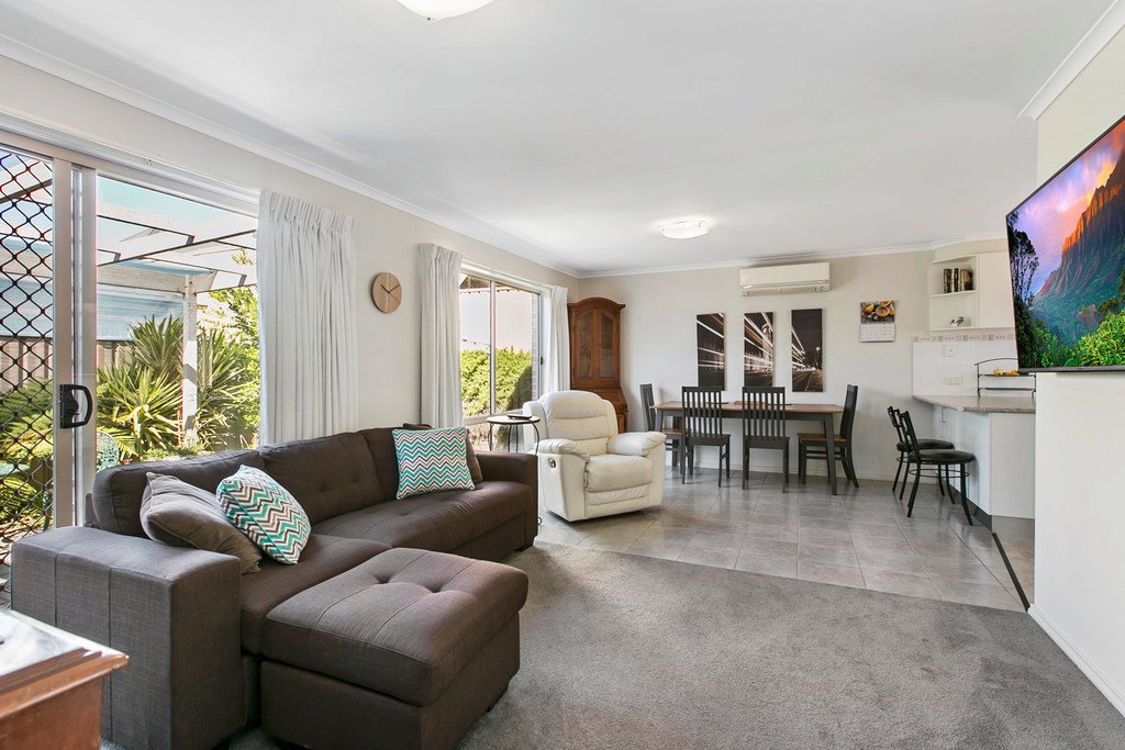 4/118A Havlin Street West  QUARRY HILL 3