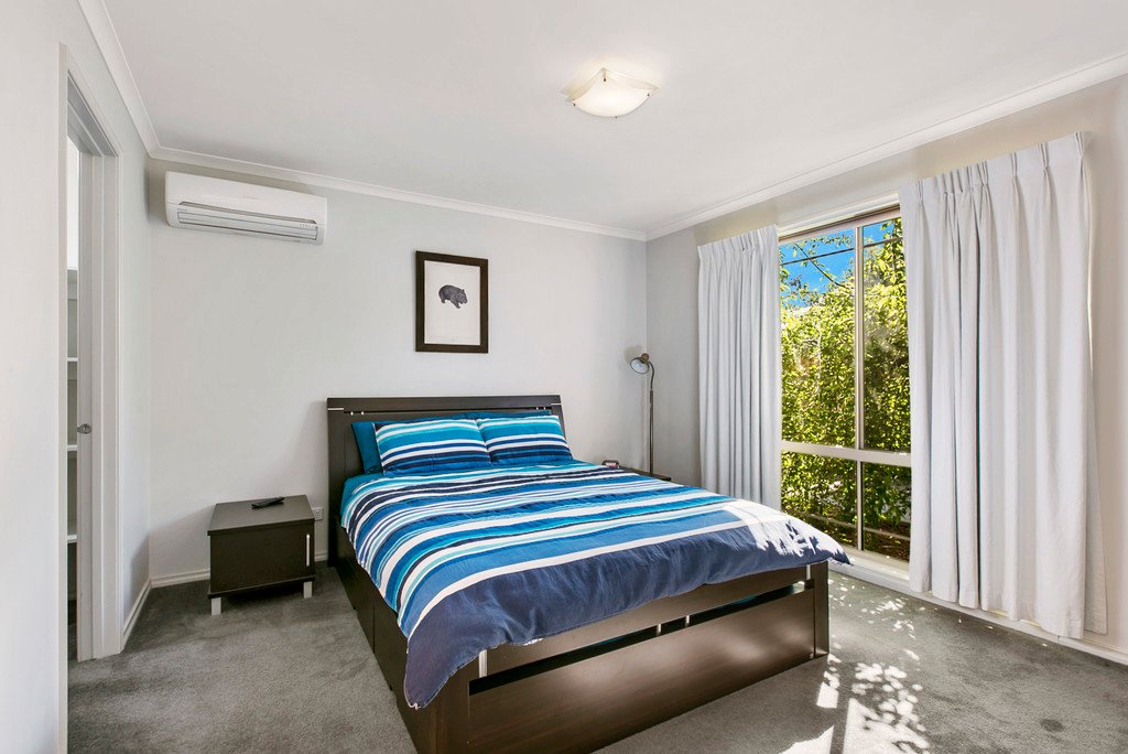 4/118A Havlin Street West  QUARRY HILL 5
