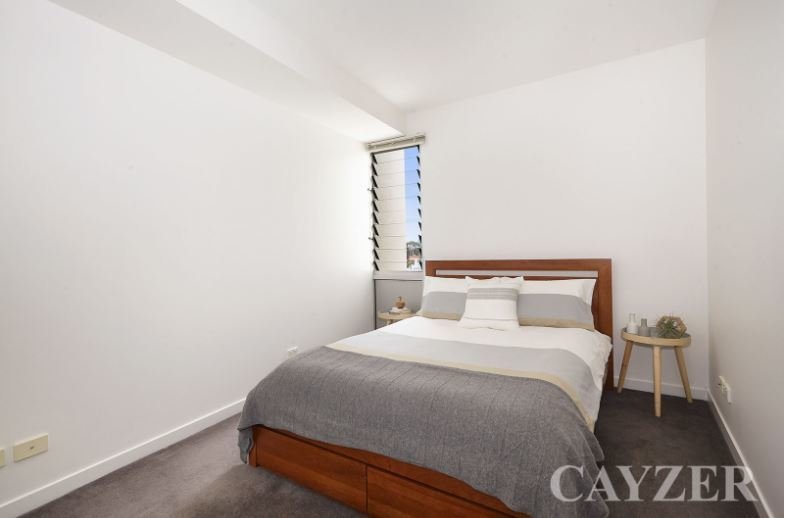 Gallery: 411/99 Nott Street