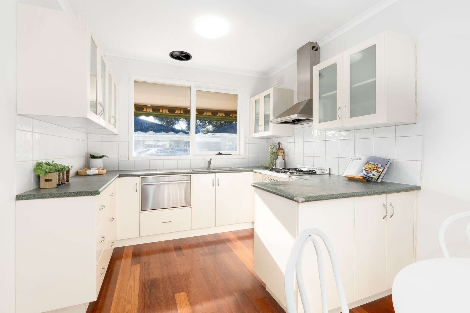 Gallery: 4/12 Boyne Avenue