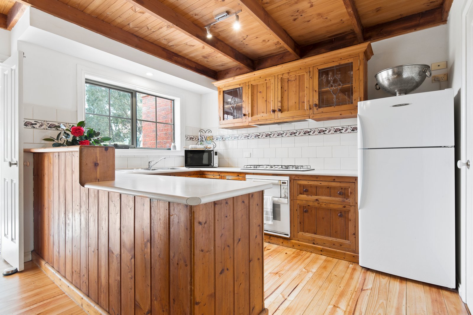 412 Fussell Street CANADIAN 5