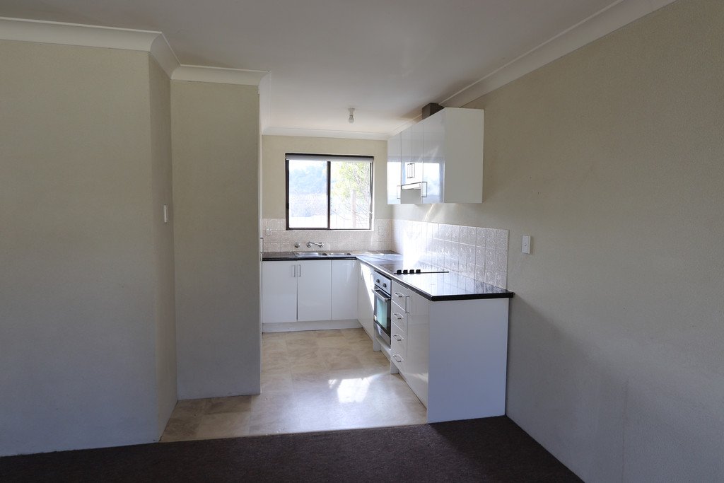 4/12 Gilbert Street TUMBARUMBA 3