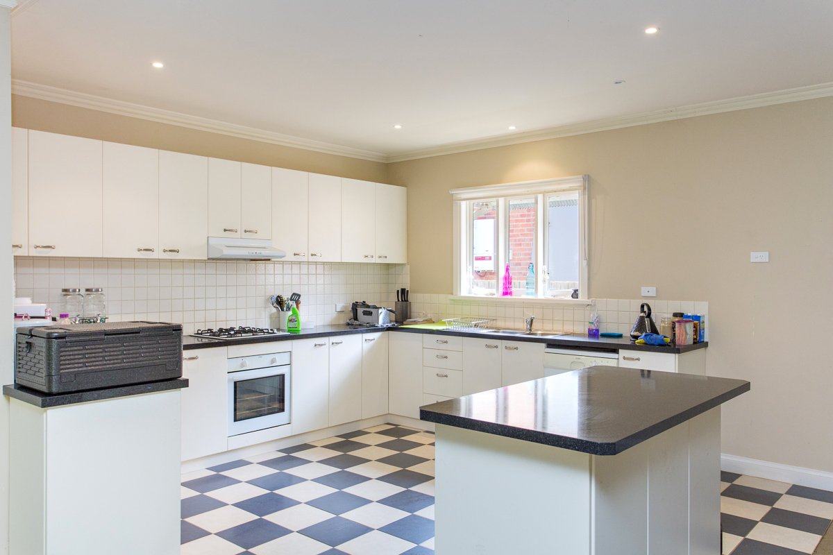 Gallery: 412 Gladstone Street