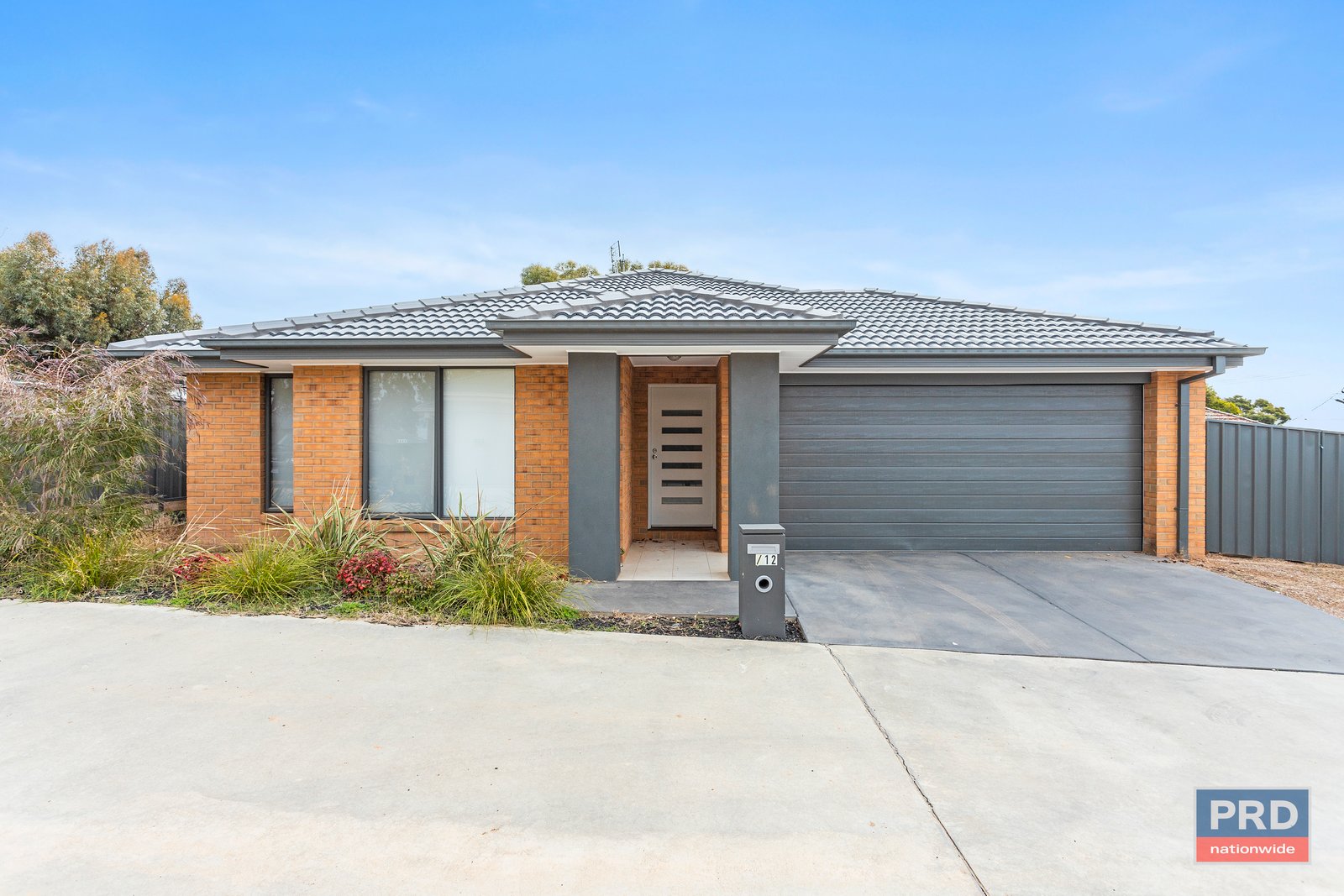 4/12 Heinz Street WHITE HILLS 2