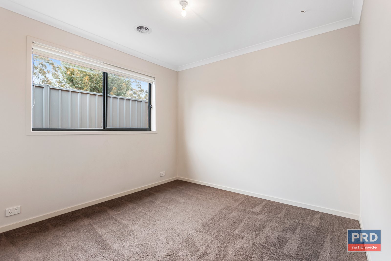 4/12 Heinz Street WHITE HILLS 12