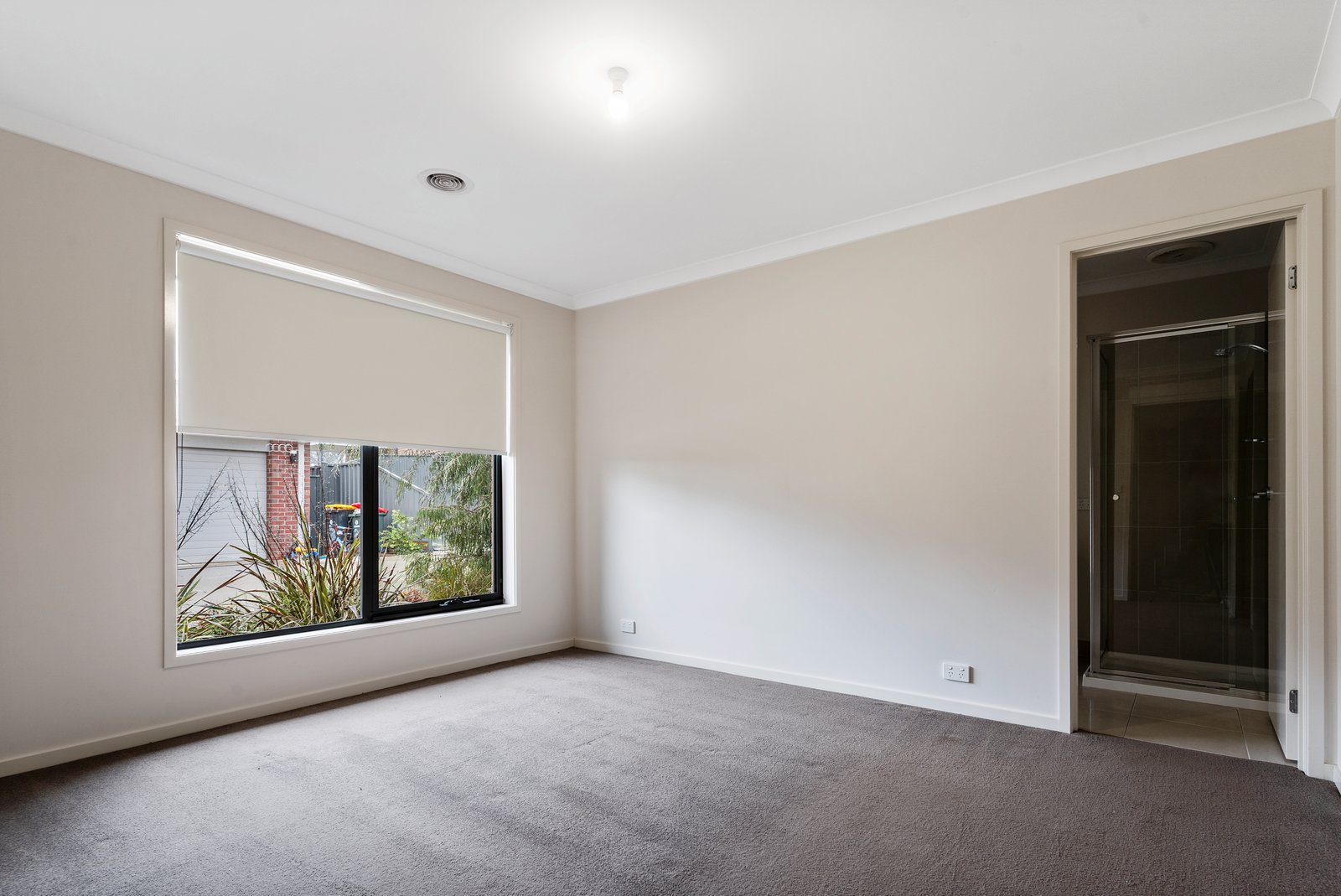 4/12 Heinz Street WHITE HILLS 6