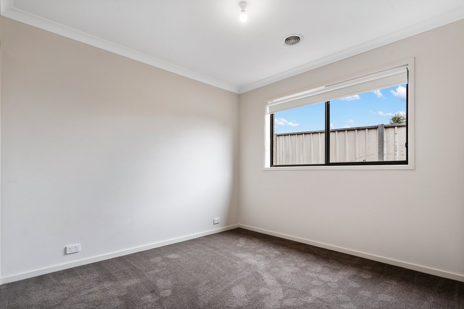 4/12 Heinz Street WHITE HILLS 10