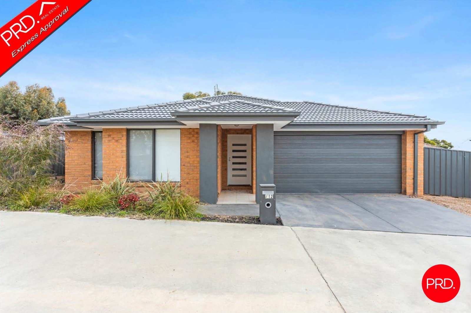 4/12 Heinz Street WHITE HILLS 2