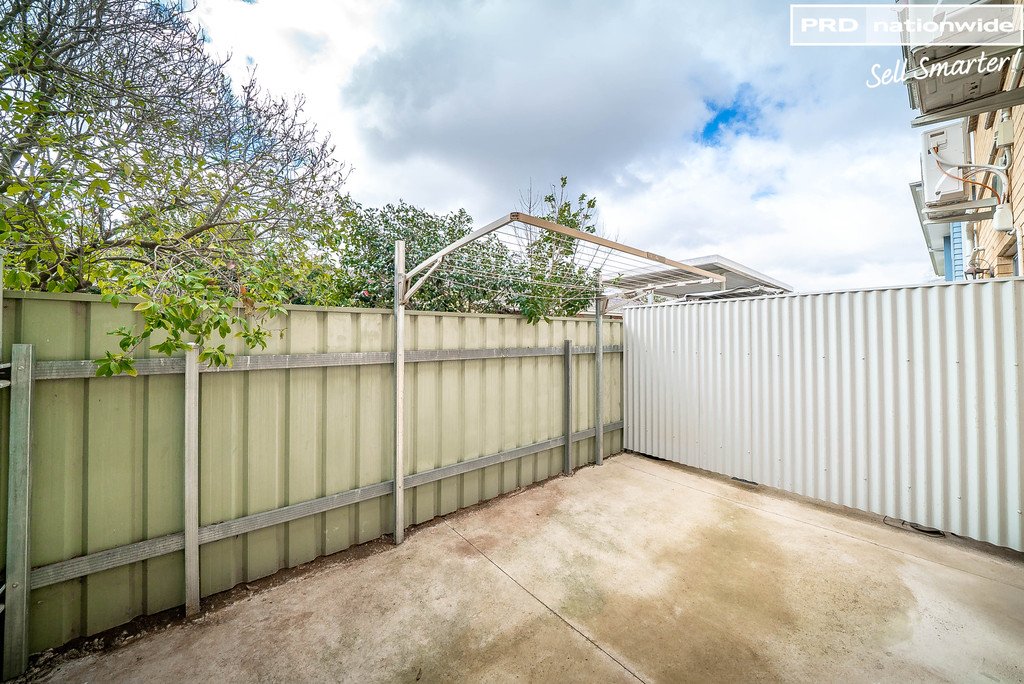 4/12 Higgins Avenue WAGGA WAGGA 8