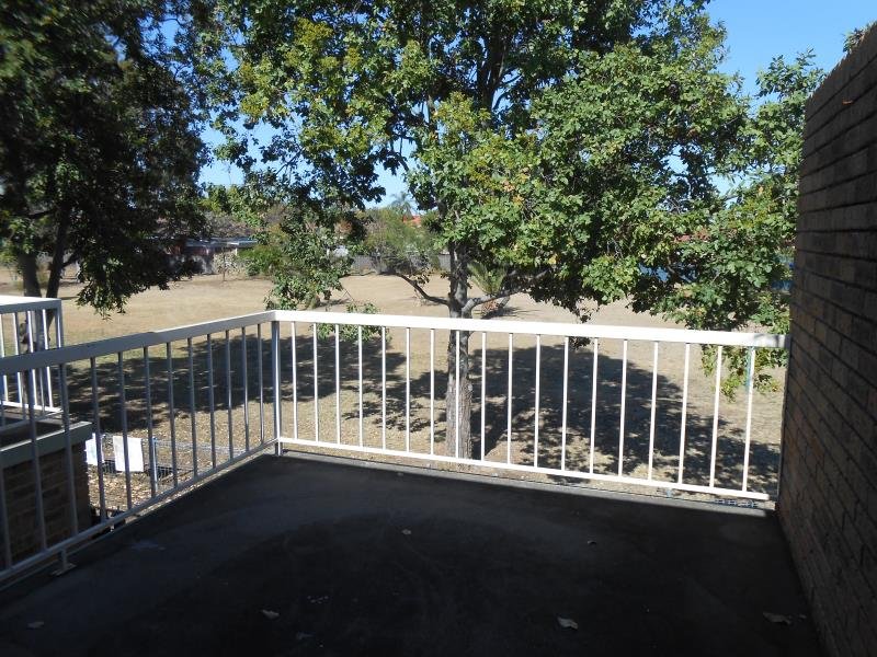 4/12 Illoura Street TAMWORTH 8