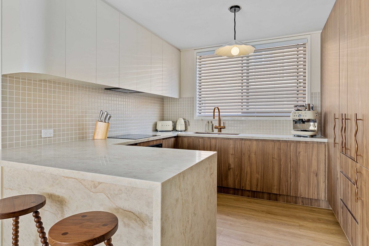 4/12 Second Avenue Broadbeach 3