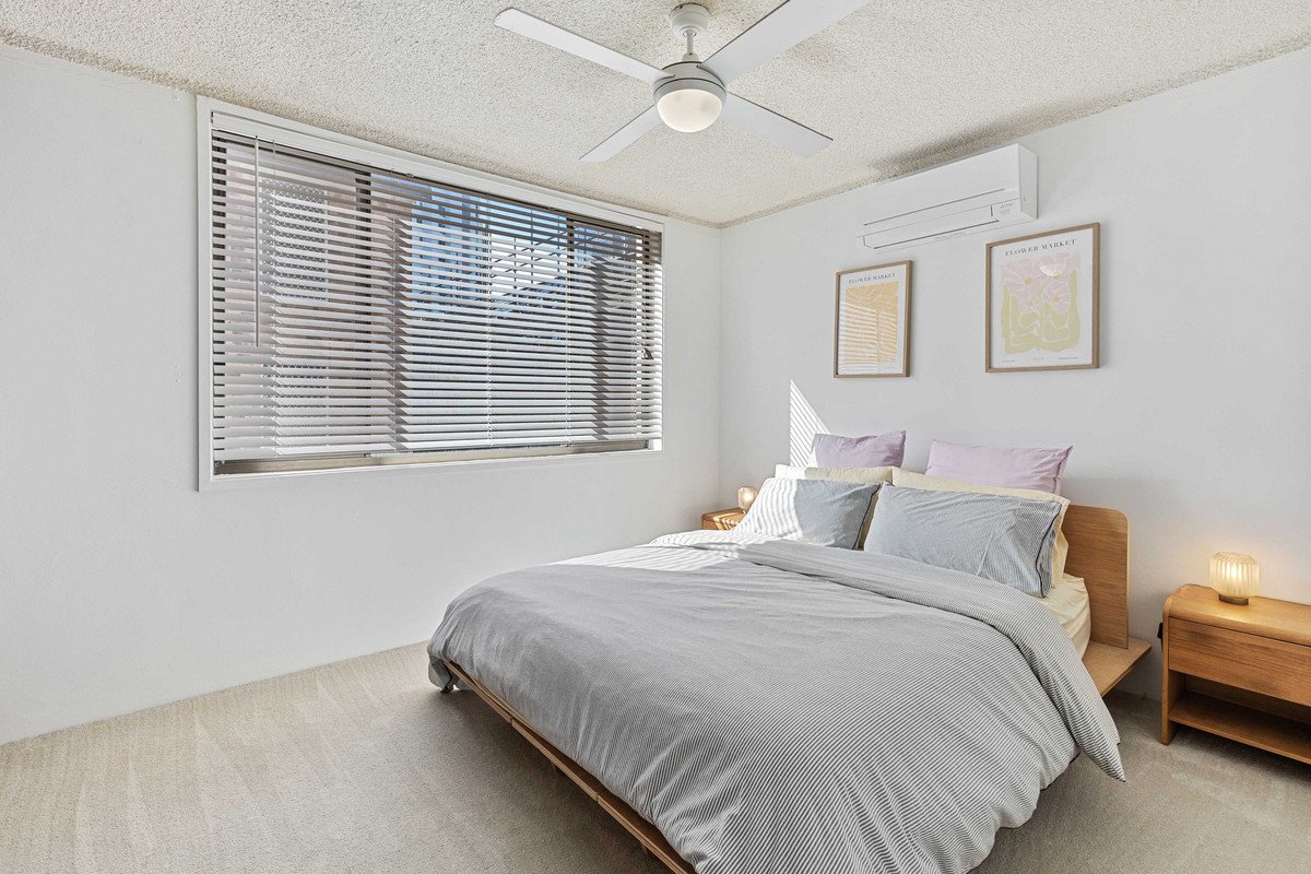 4/12 Second Avenue Broadbeach 6